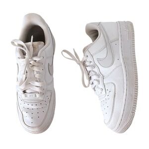 Nike‎ Air Force 1 Low White Sneakers Womens Size 6.5 Shoes AF1 Classic Low Top
